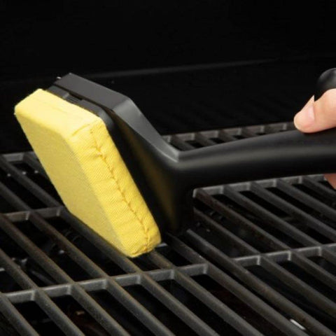 Image of CCB-1000 Grill Renew Steam Cleaner Brush, Safe and Effective Barbecue Cleaning Brush, Replaceable Head, Aramid Fiber Fabric