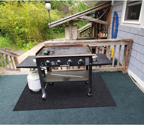 Image of Gas Grill Mat— BBQ Grilling Gear for Gas/Deck Absorbent Grill Mat Lightweight Washable Floor Mat，Under Grill Mat for Protective Floor，Protects Decks and Patios from Grease and Sauce Spills(36" X60")