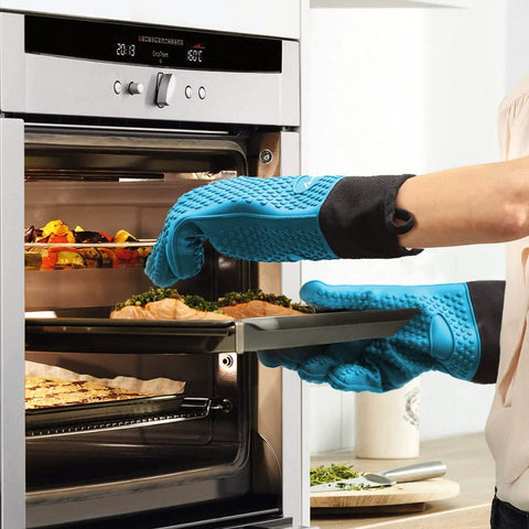 Image of Silicone Cooking Gloves, Grilling Gloves, Heat Resistant Gloves BBQ Kitchen Silicone Oven Mitts, Long Waterproof Non-Slip Potholder for Barbecue, Cooking, Baking