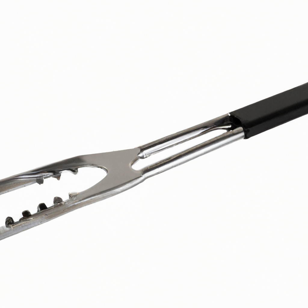 The Advantages of Using Long-Handled Grill Tongs: Enhancing Your Grilling Experience